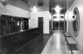Elokuvateatteri Savoy avajaispäivänä 1937